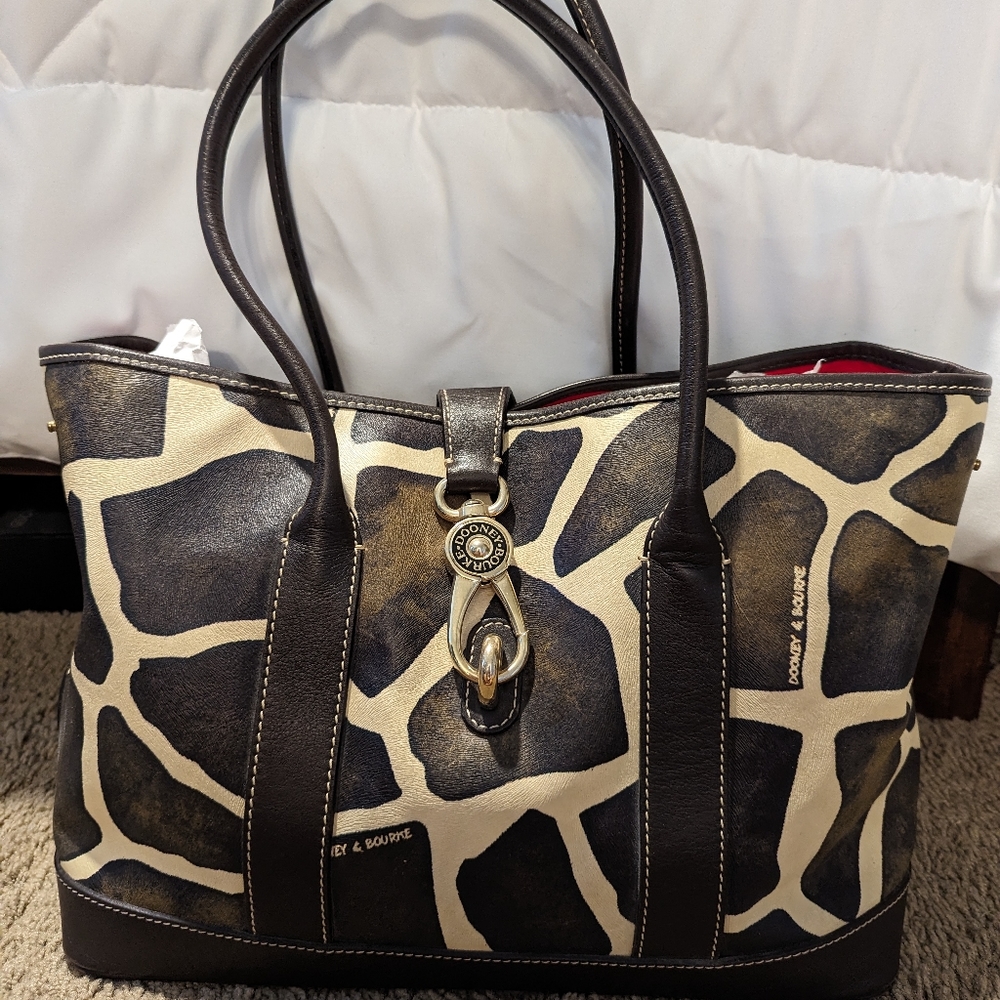 Dooney & Bourke giraffe print tote